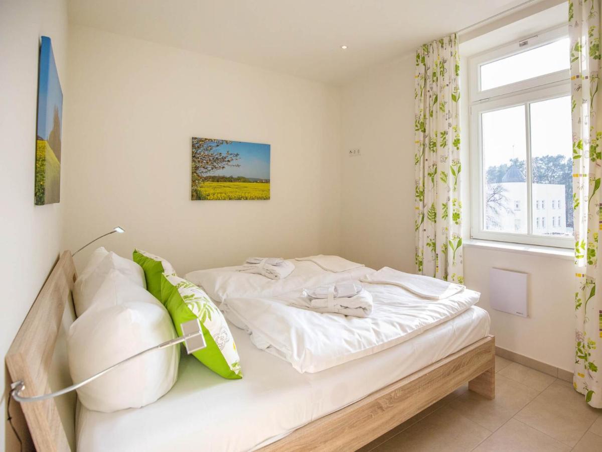 Mit 1 Schlafzimmer Und Balkon Sv 007 Apartment